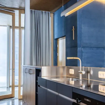 Berg:doktr דירה *