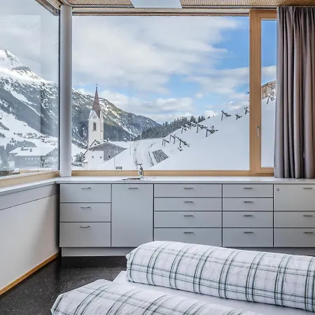 Berg:doktr * Warth (Vorarlberg)